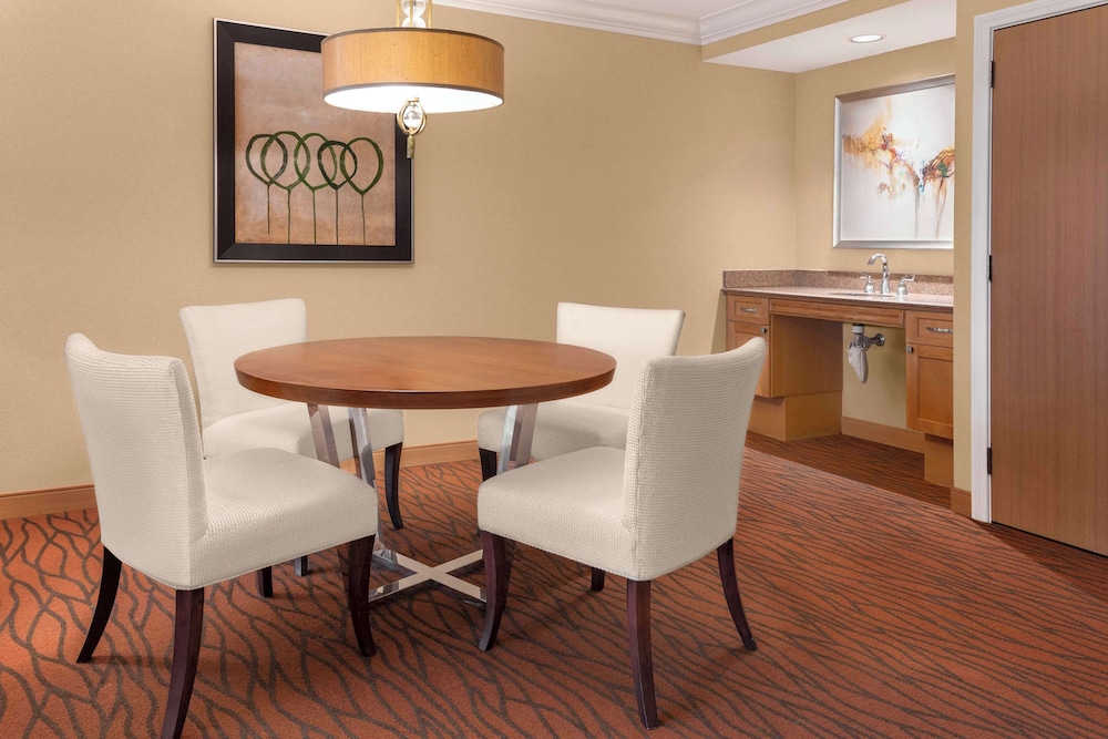 Hilton Orange County Costa Mesa - photo 9