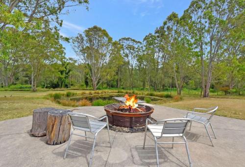 Ponderosa Homestead — Branxton