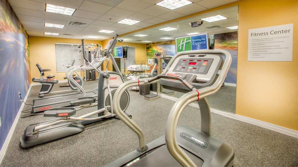 Holiday Inn Express Wichita South by IHG - photo 24
