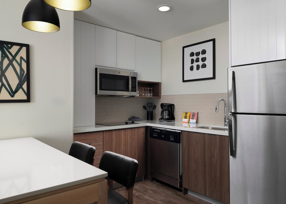 Staybridge Suites Flowood Nw Jackson by IHG - photo 20
