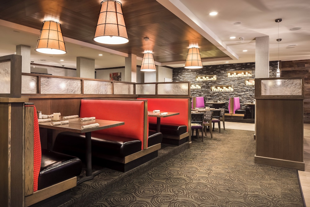 Holiday Inn Coralville Iowa City by IHG - photo 23