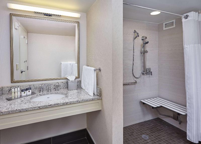 DoubleTree by Hilton Washington DC Crystal City - photo 108
