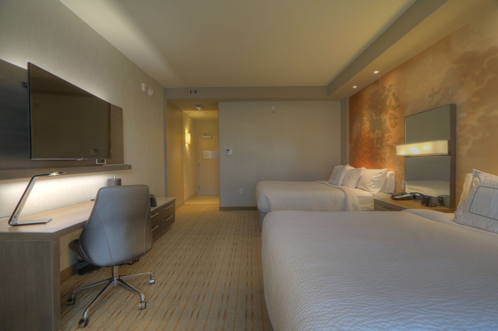 Courtyard by Marriott Pigeon Forge - photo 17