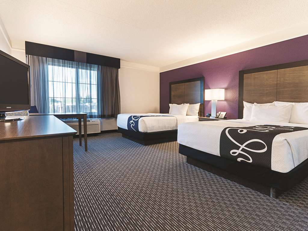 La Quinta Inn & Suites by Wyndham Grand Junction - photo 21