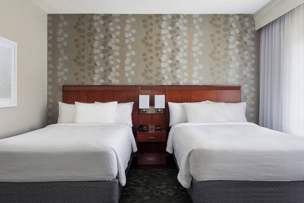 Courtyard by Marriott Lincroft Red Bank - photo 5