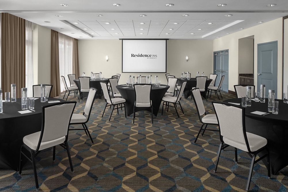 Residence Inn by Marriott Los Angeles Burbank Downtown - photo 38