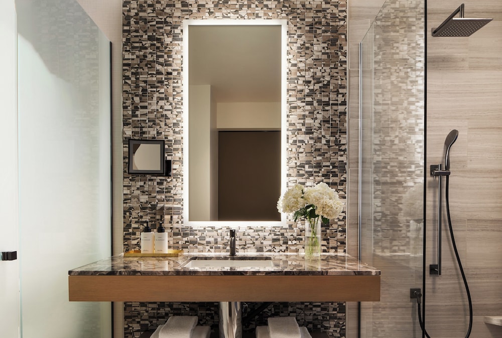 Intercontinental Hotels Seattle Bellevue By IHG - photo 37