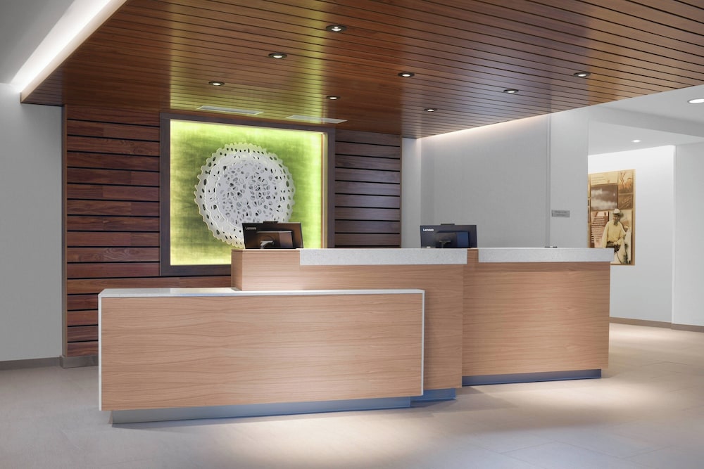 Fairfield Inn & Suites by Marriott El Dorado - photo 3