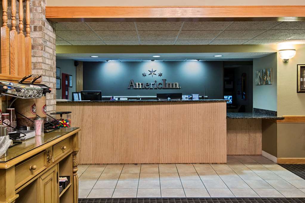 AmericInn by Wyndham Iowa Falls - photo 4