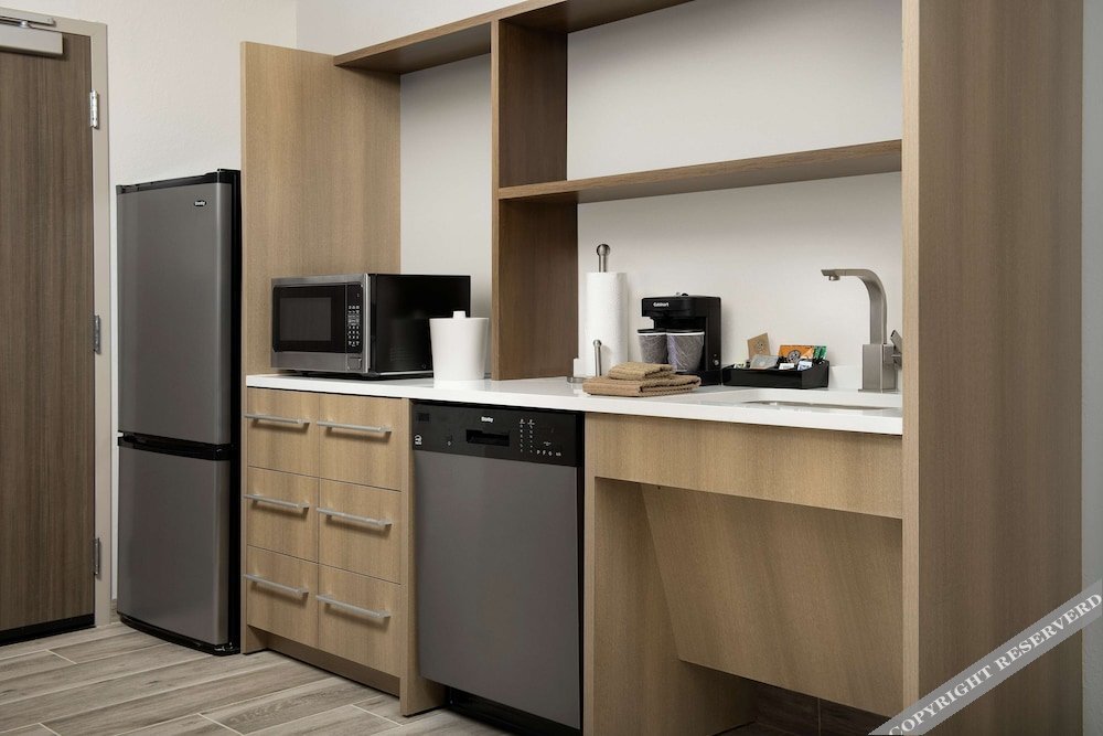 Home2 Suites by Hilton Tampa USF Area FL - photo 10