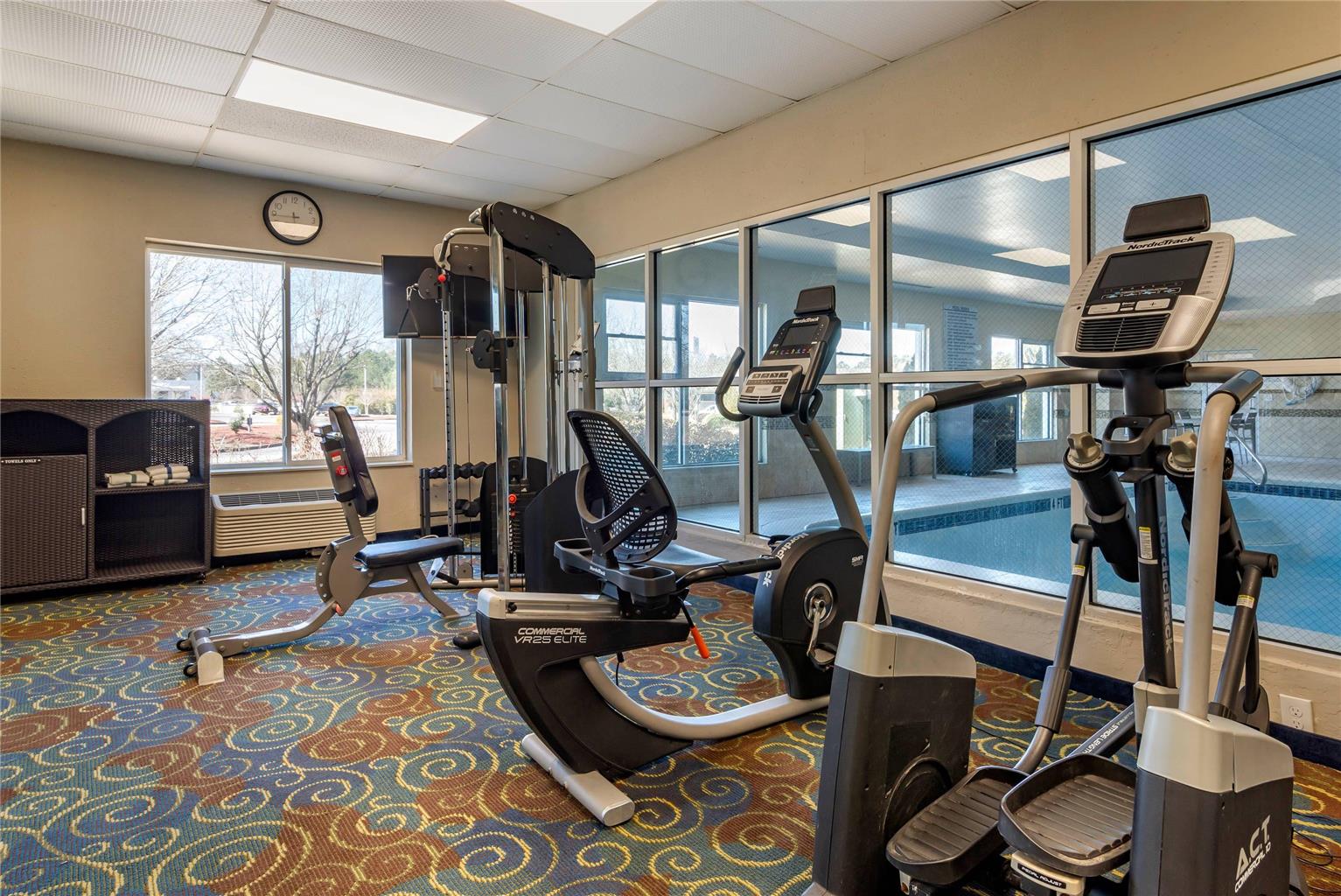 Comfort Inn & Suites near Six Flags - photo 29