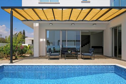 Villa Rosaleen Ayia Napa Resort Center — 4-Star Luxury Hotel in Ayia Napa, Cyprus
