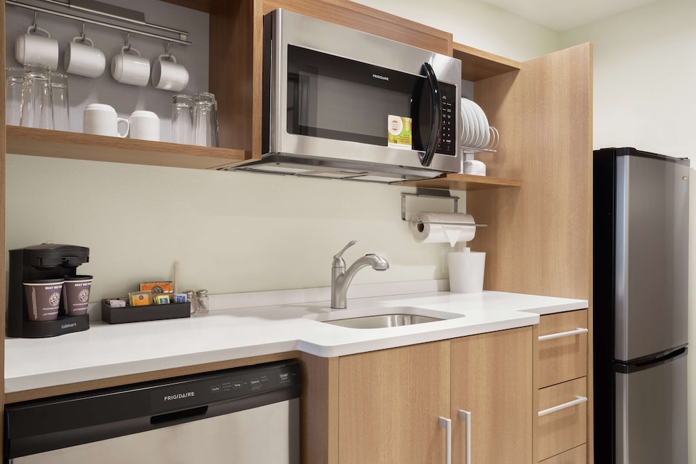 Home2 Suites by Hilton Warminster Horsham - photo 14