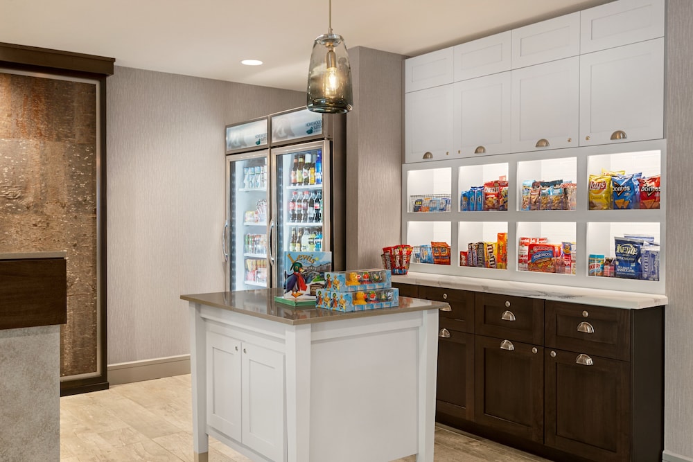 Homewood Suites by Hilton Portland Airport - photo 36