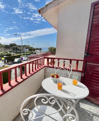 Adosado La Kanoa 50 mts de la playa in Cambrils, Spain