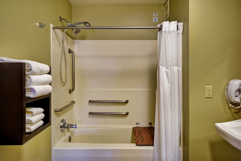 Staybridge Suites Middleton Madison West by IHG - photo 30