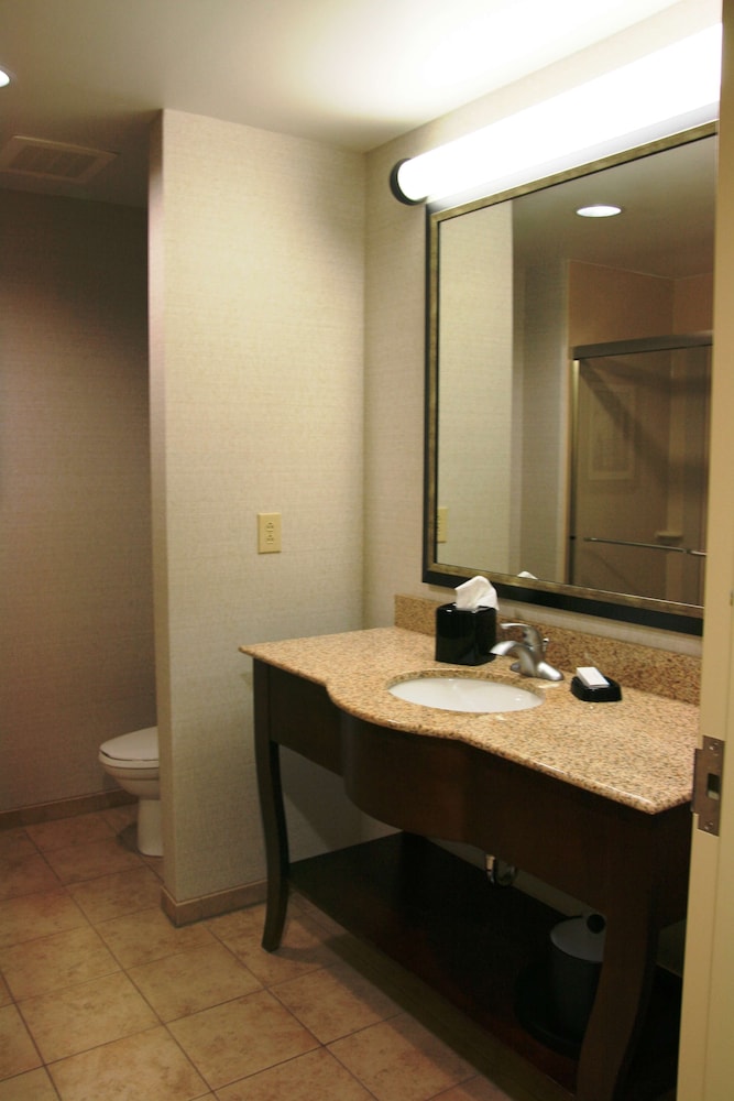 Hampton Inn & Suites West Point - photo 8