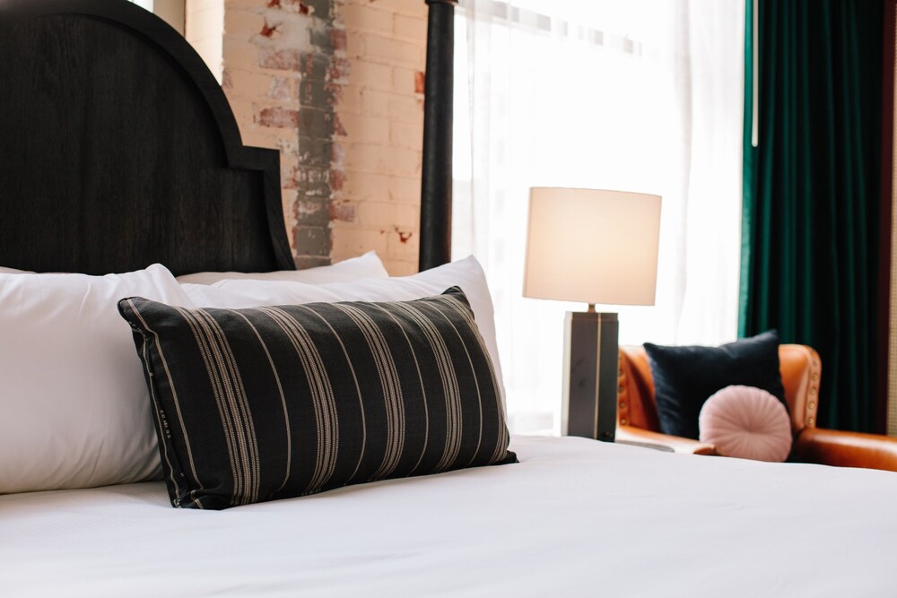 The Last Hotel - photo 13