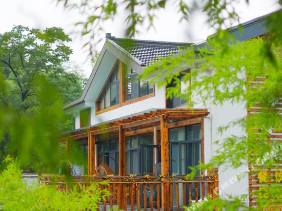 Floral Hotels Zhuyin Xiaozhu in Yixing, People's Republic of China