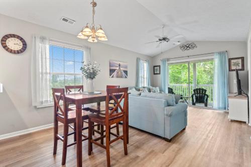 Close to Beach Ripken Golf 2B 2B Condo — 4-Star Luxury Hotel in Myrtle Beach, United States