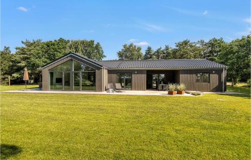 4 Bedroom Cozy Home In Spøttrup — 5-Star Luxury Hotel in Skive, Denmark