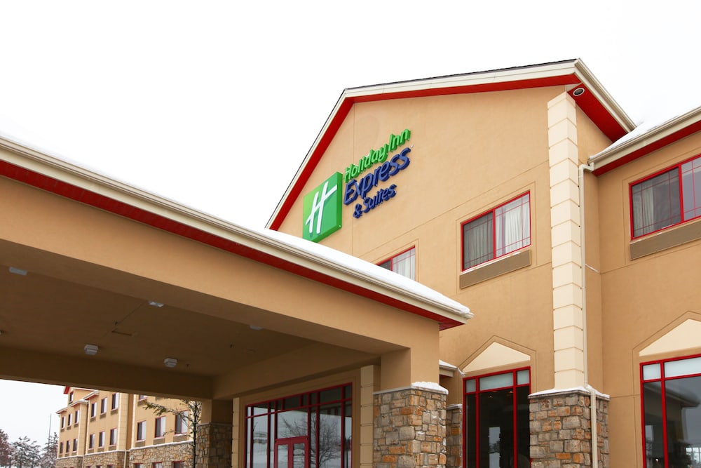 Holiday Inn Express Hotel & Suites Olathe North by IHG - photo 54
