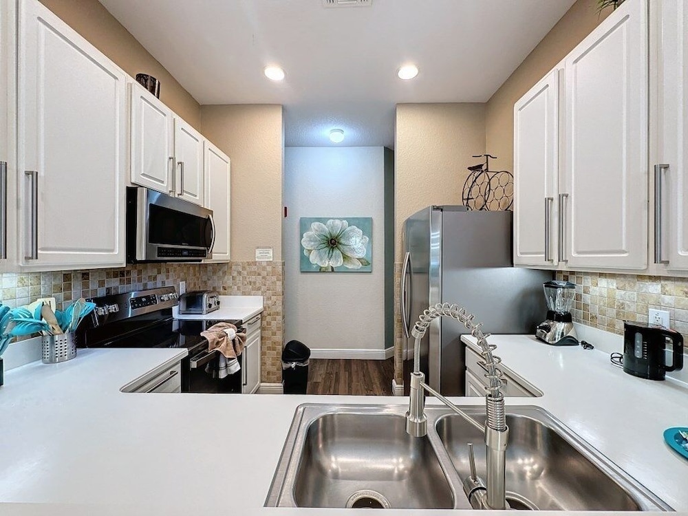 3 Bed 2 Bath Condo Bahama Bay Resort 3 Bedroom Condo by RedAwning - photo 12