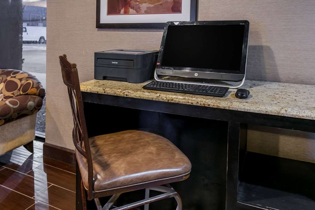 Ramada by Wyndham Odessa Near University of Texas Permian - photo 23