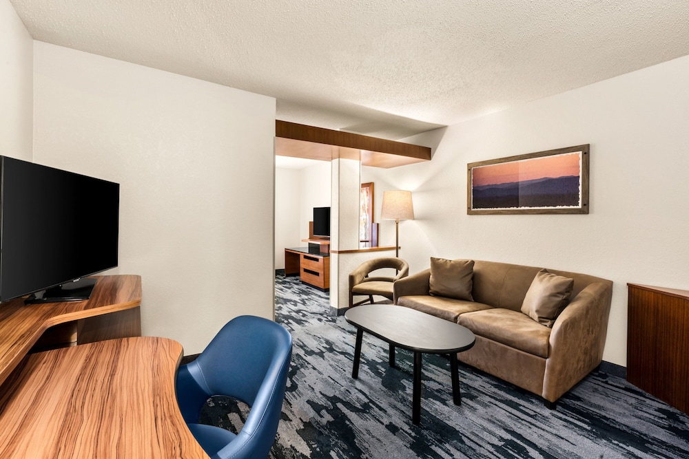 Fairfield Inn & Suites by Marriott San Antonio Market Square - photo 24