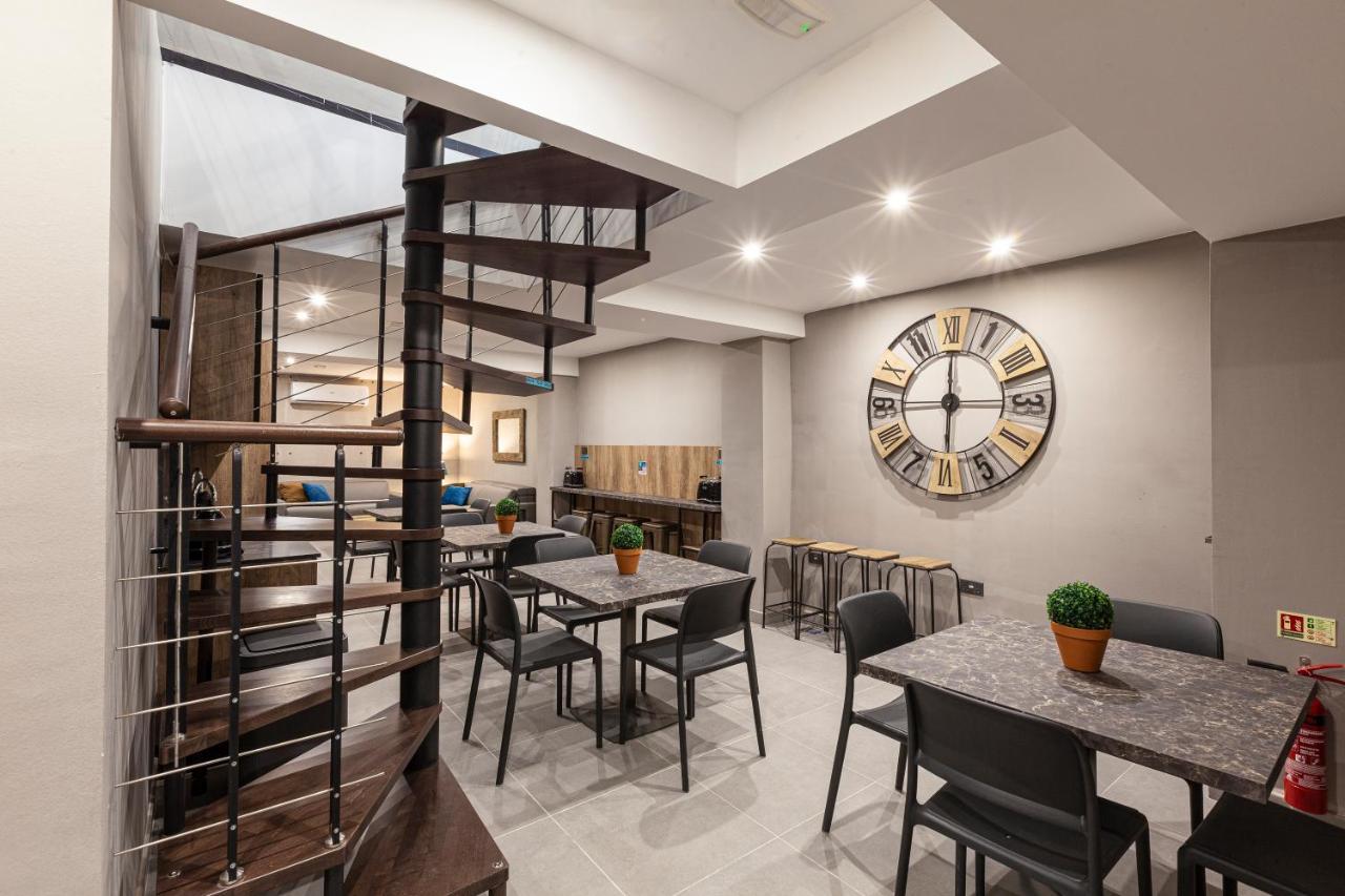 Charming Comfortable and Centrally located Group Accomodation — Gzira — photo 5