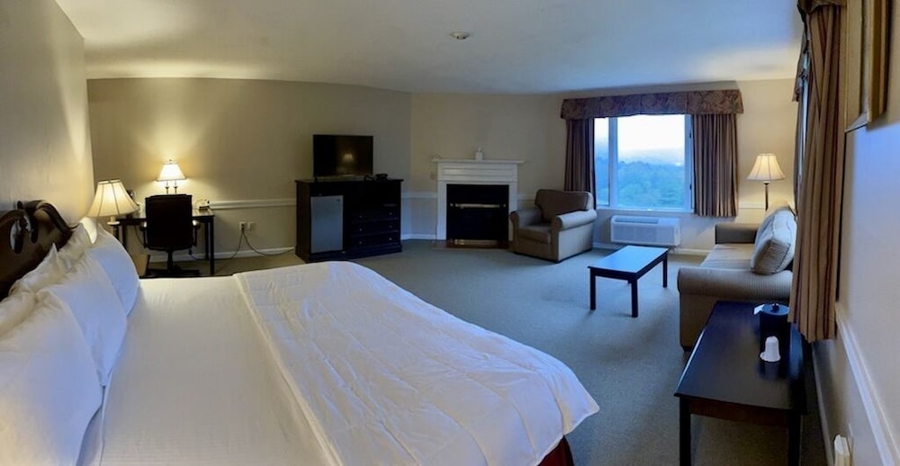 The Lucerne Inn - photo 16