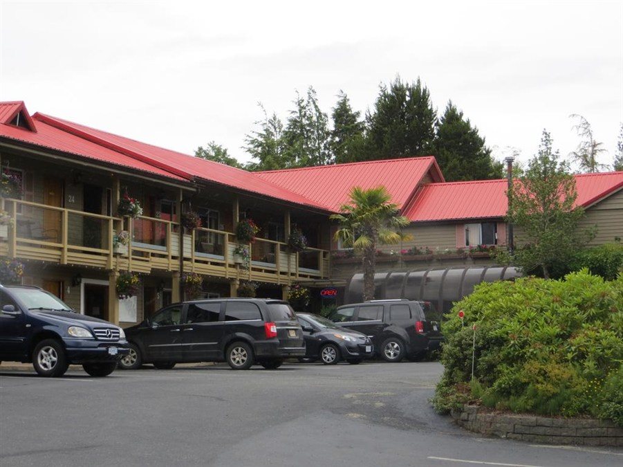 Schooner Motel in Tofino, Canada