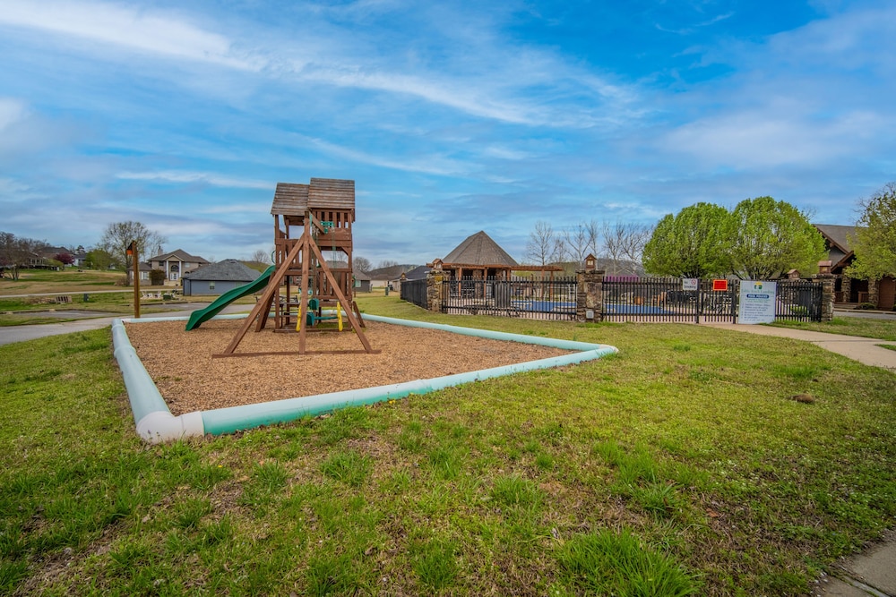 Table Rock Landing Resort - photo 26