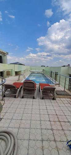 Luxurious one bedroom Apartment Kilimani Nairobi Kenya by Sana Sana Holiday Apartments