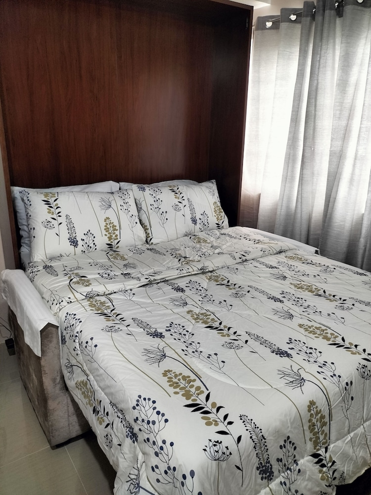 The Persimmon Studios 1233 — Cebu City — photo 3