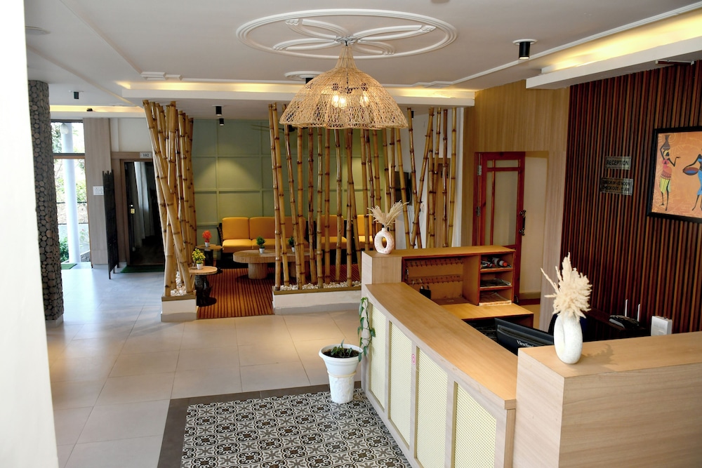 Hotel Valna Estate Mountain View Kausani By HRG in Almora, India