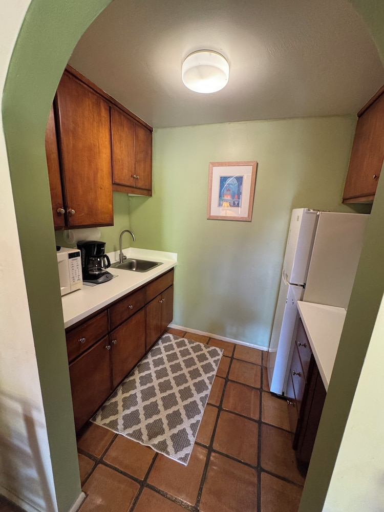 Blue Iguana Inn - photo 34