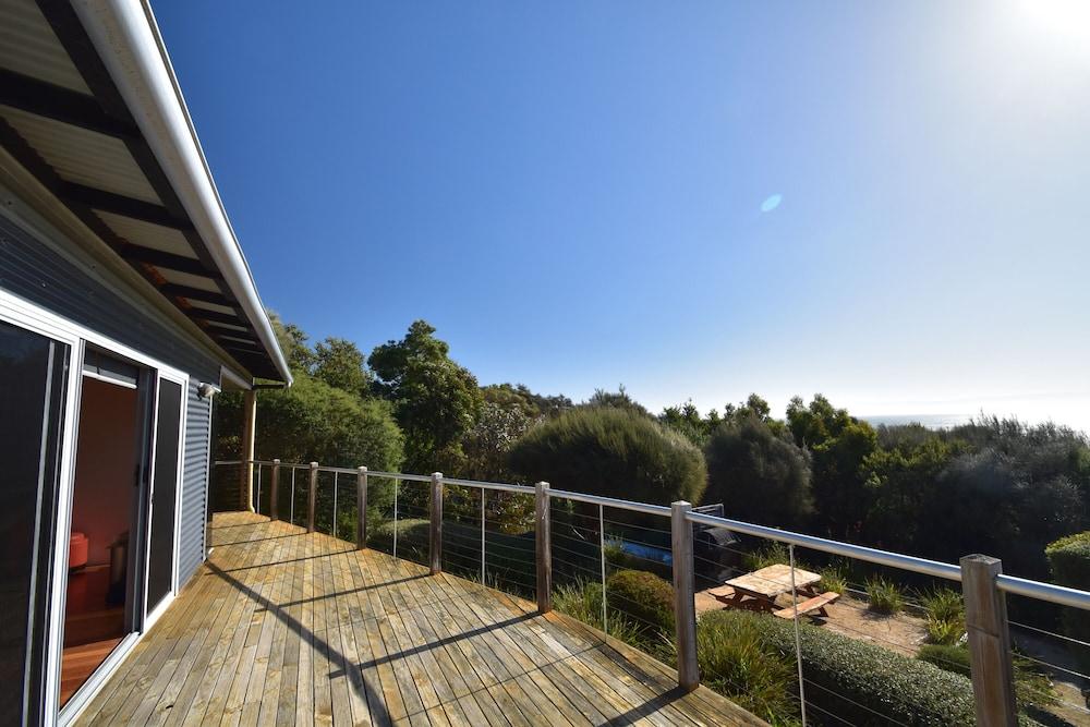 Sandpipers Retreat in Coles Bay, Australia