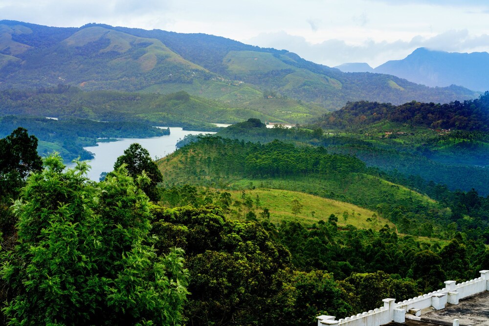 Munnar Clouds - carbon neutral hotel in Munnar