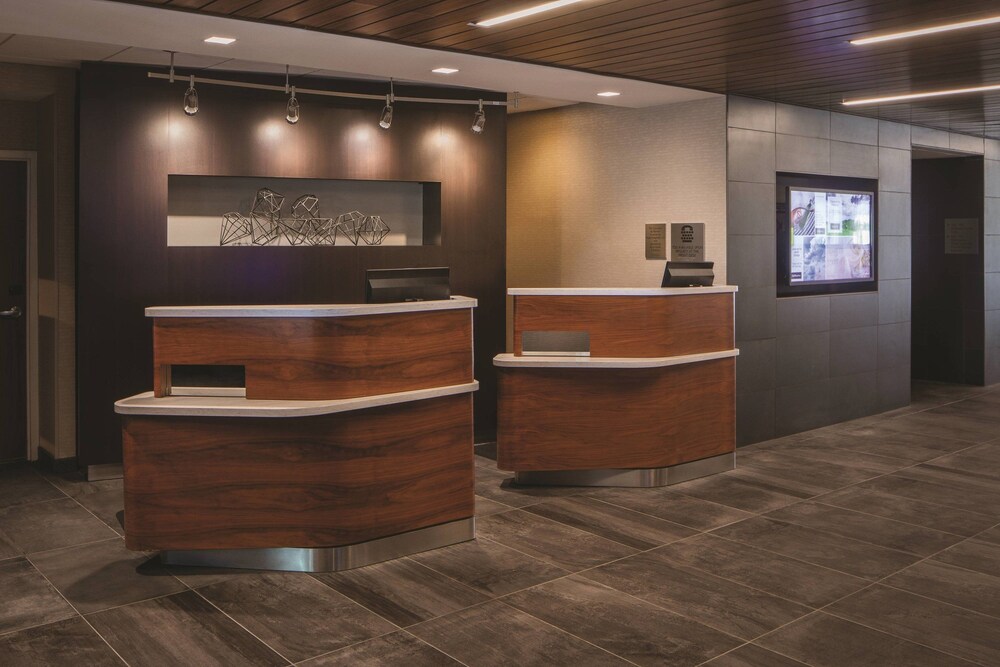 Courtyard by Marriott Petoskey at Victories Square - photo 20