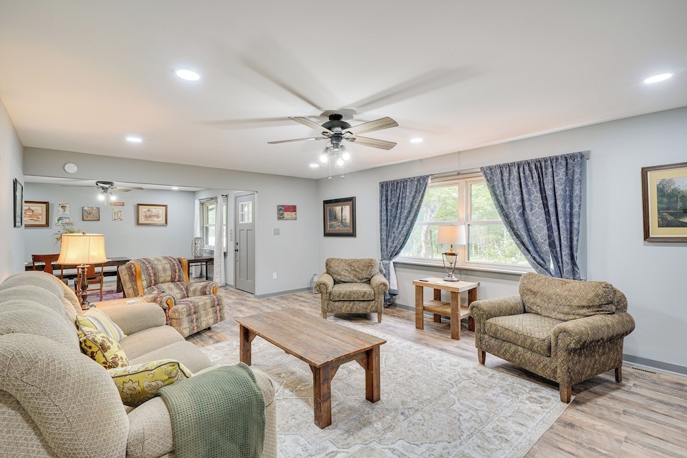 Charming Creedmoor Retreat Near Falls Lake — hotel in Creedmoor