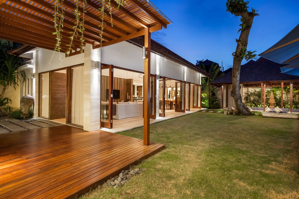 Villa Kajou — 4-Star Luxury Hotel in Seminyak, Indonesia
