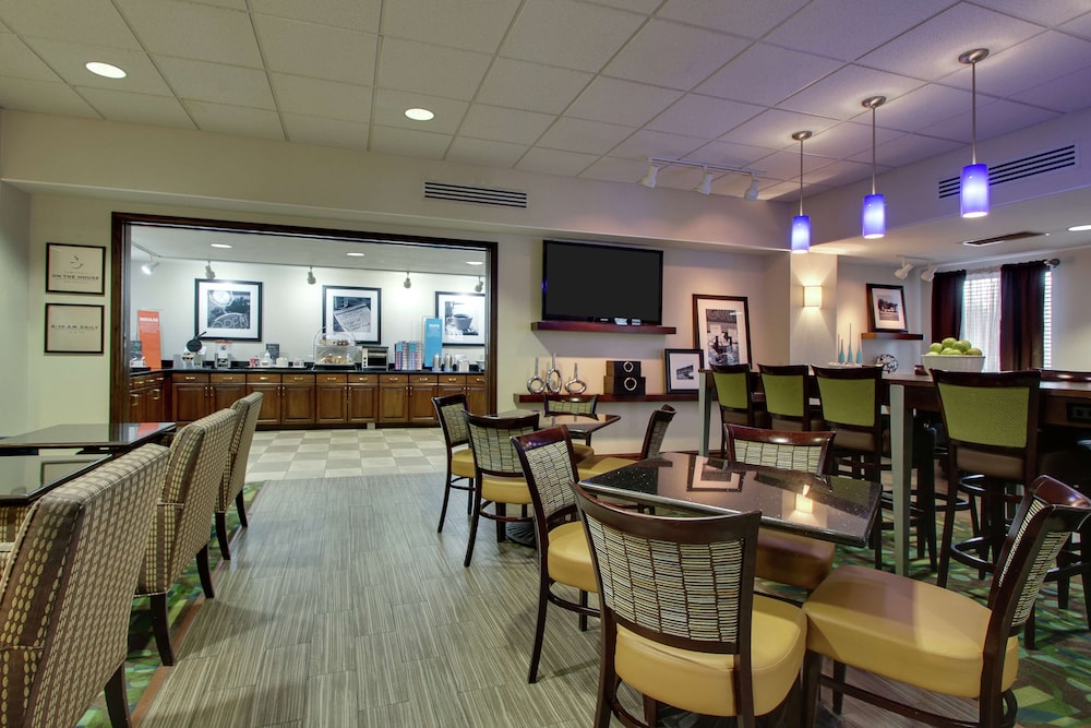 Hampton Inn DuBois - photo 32
