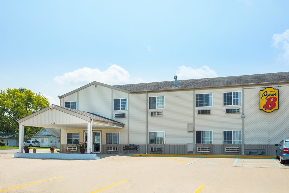 Super 8 by Wyndham Sweet Springs - photo 16