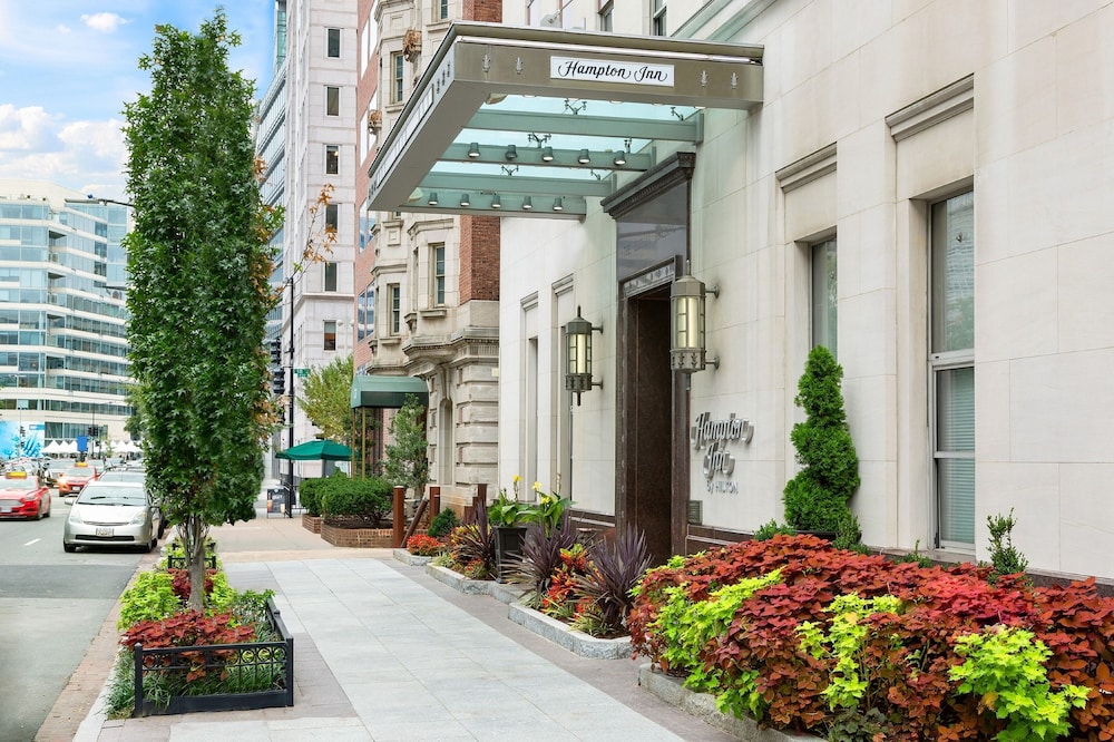 Hampton Inn Washington D.C. White House - photo 34