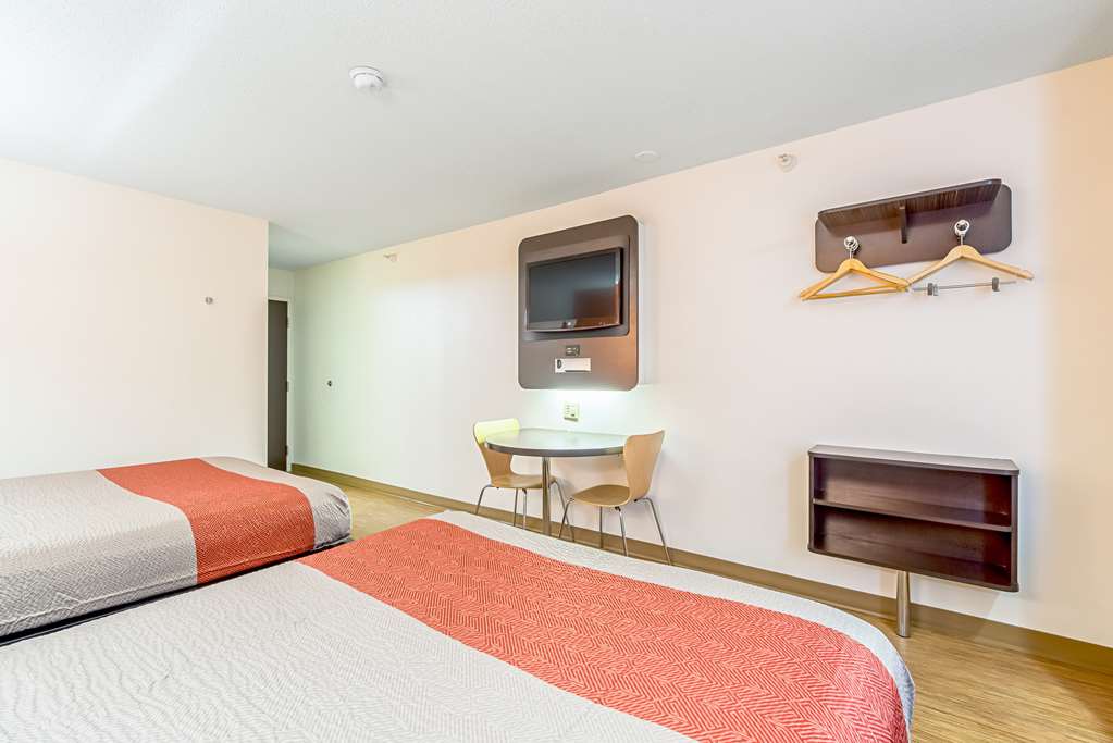 Motel 6 Indianapolis IN - photo 5