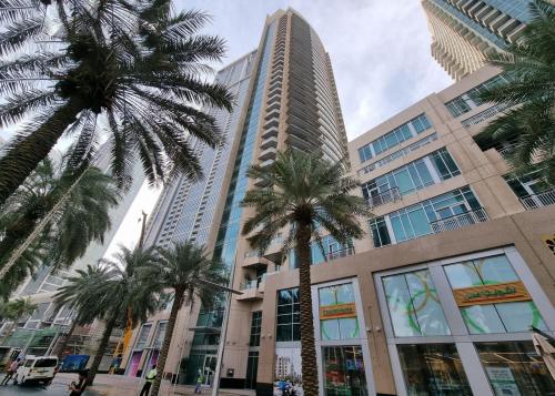 The Lofts Towers — 4-Star Luxury Hotel in Dubai, United Arab Emirates