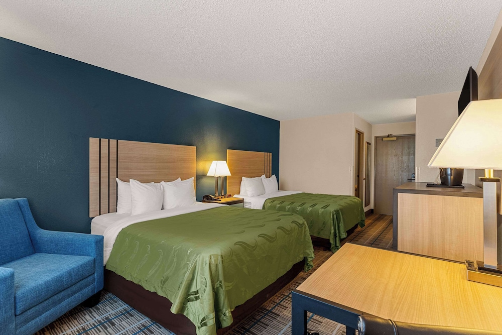 Quality Inn Denver Northeast Brighton - photo 16