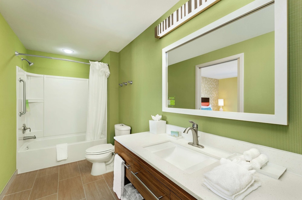 Home2 Suites by Hilton Biloxi North D'Iberville - photo 17