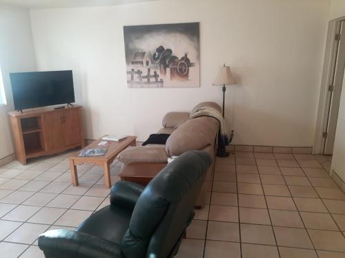 Stagecoach Suites - photo 7